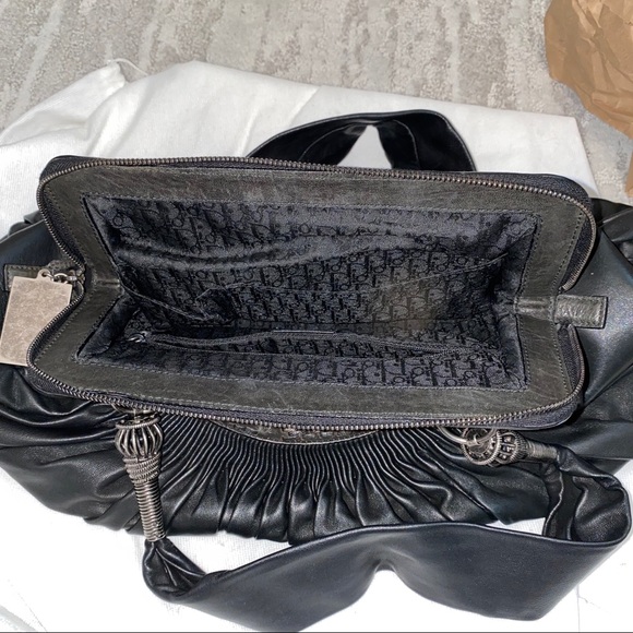 Christian Dior Large Black Pleated Leather Bag - Picture 8 of 9